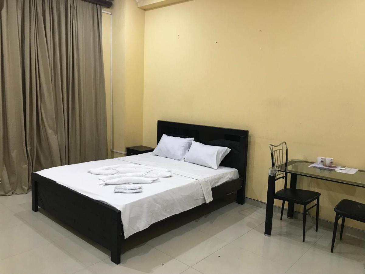 Rostus Hotel Tbilisi Ngoại thất bức ảnh