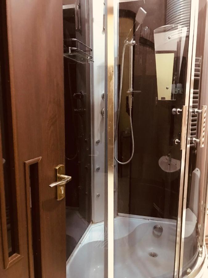 Rostus Hotel Tbilisi Ngoại thất bức ảnh