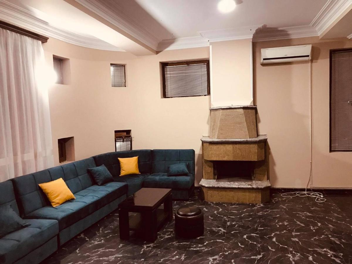 Rostus Hotel Tbilisi Ngoại thất bức ảnh