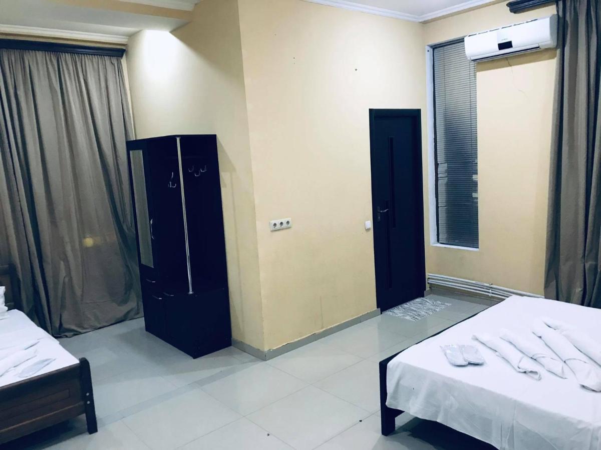 Rostus Hotel Tbilisi Ngoại thất bức ảnh
