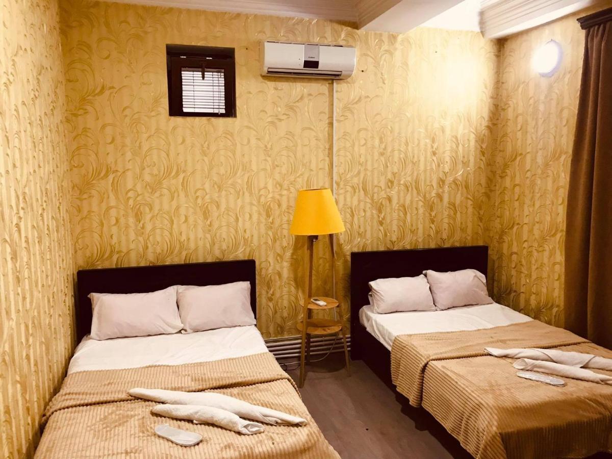 Rostus Hotel Tbilisi Ngoại thất bức ảnh