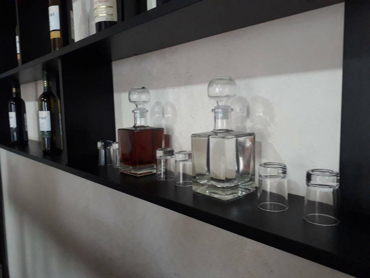 Rostus Hotel Tbilisi Ngoại thất bức ảnh